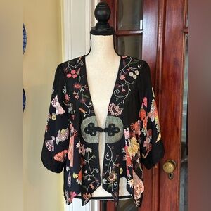 Champagne Collection by All That Glitters | Floral Embroidered Kimono, OS